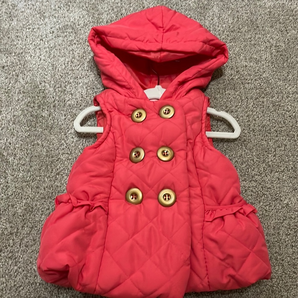 Baby winter vest with hood
